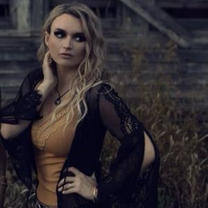 Meet your Posher, Diamonds and Whiskey